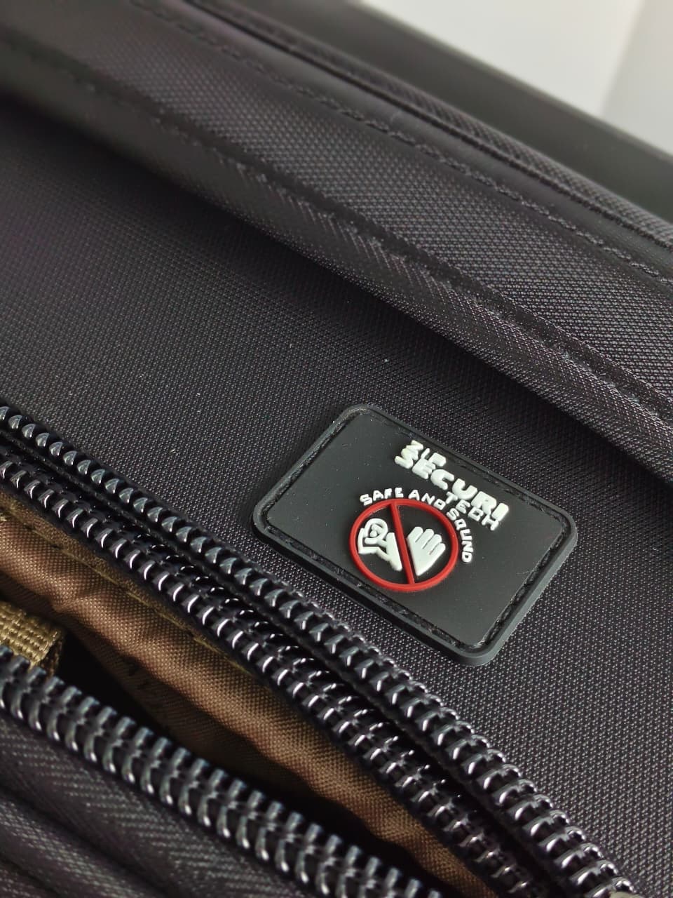 0823932c-a93b-4f1a-846a-0429c3bc7346