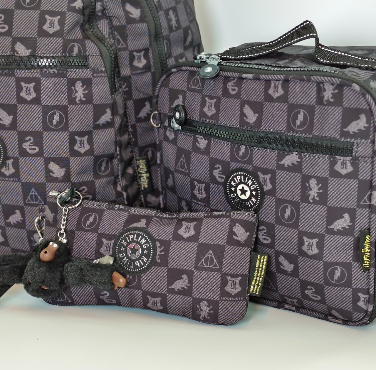 6f16621d-f6d6-4939-b088-4240ea5501c2