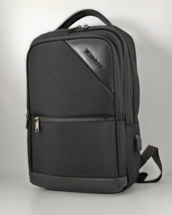 حقيبة ظهر Tracker الاسود