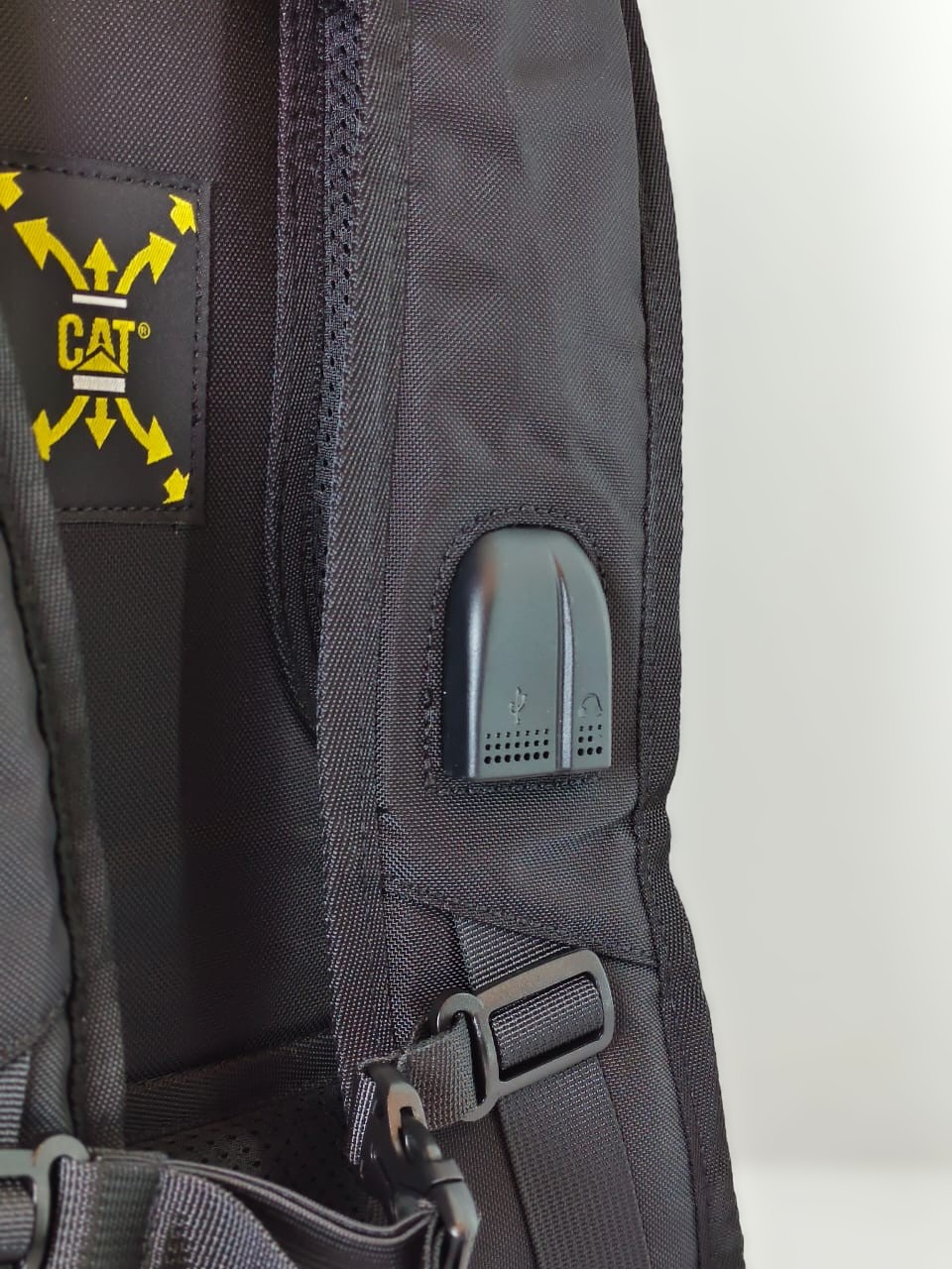 9c76cf85-232e-4217-982c-402b9b1a4461