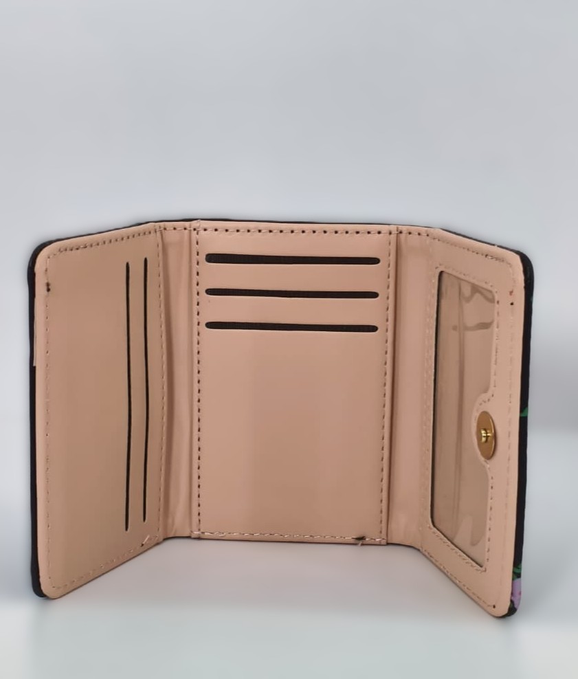 a7b3b996-f540-4e8e-8f34-6b68631f739c