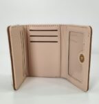 7cd9df18-868f-4999-8c66-8b62e225a882