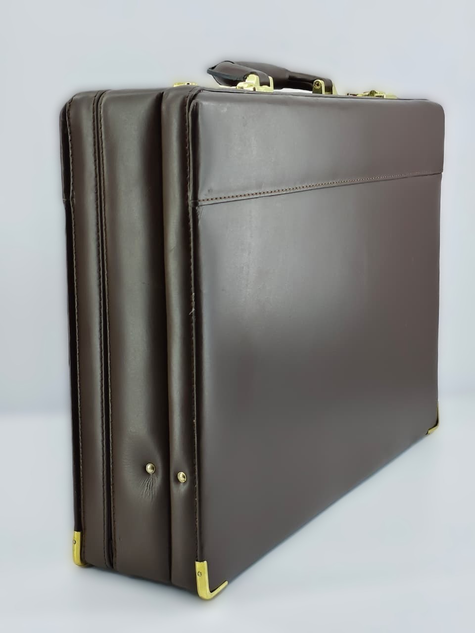 af15a093-b44b-4d50-b9ef-cd78e39b695b