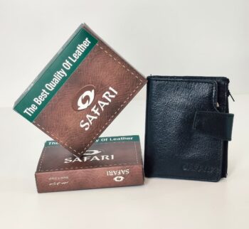 محفظة رجالية من ماركة سفاري (SAFARI) باللون الأسود (Black)