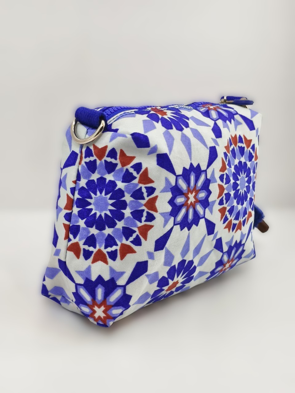 d6b7a271-8d21-4938-ba2c-e8207dd56aa9